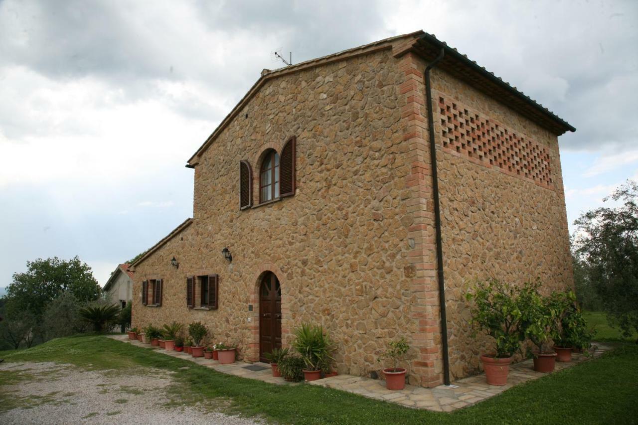 Il Fornello Villa Volterra Luaran gambar